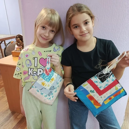 НАШИ ПЕРВЫЕ ШАГИ