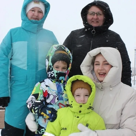 Юнкоры на празднике в парке Молодёжный