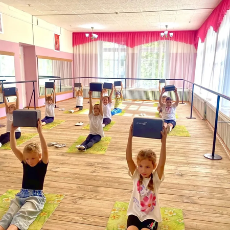 Время роста! Первые занятия у младших школьников.