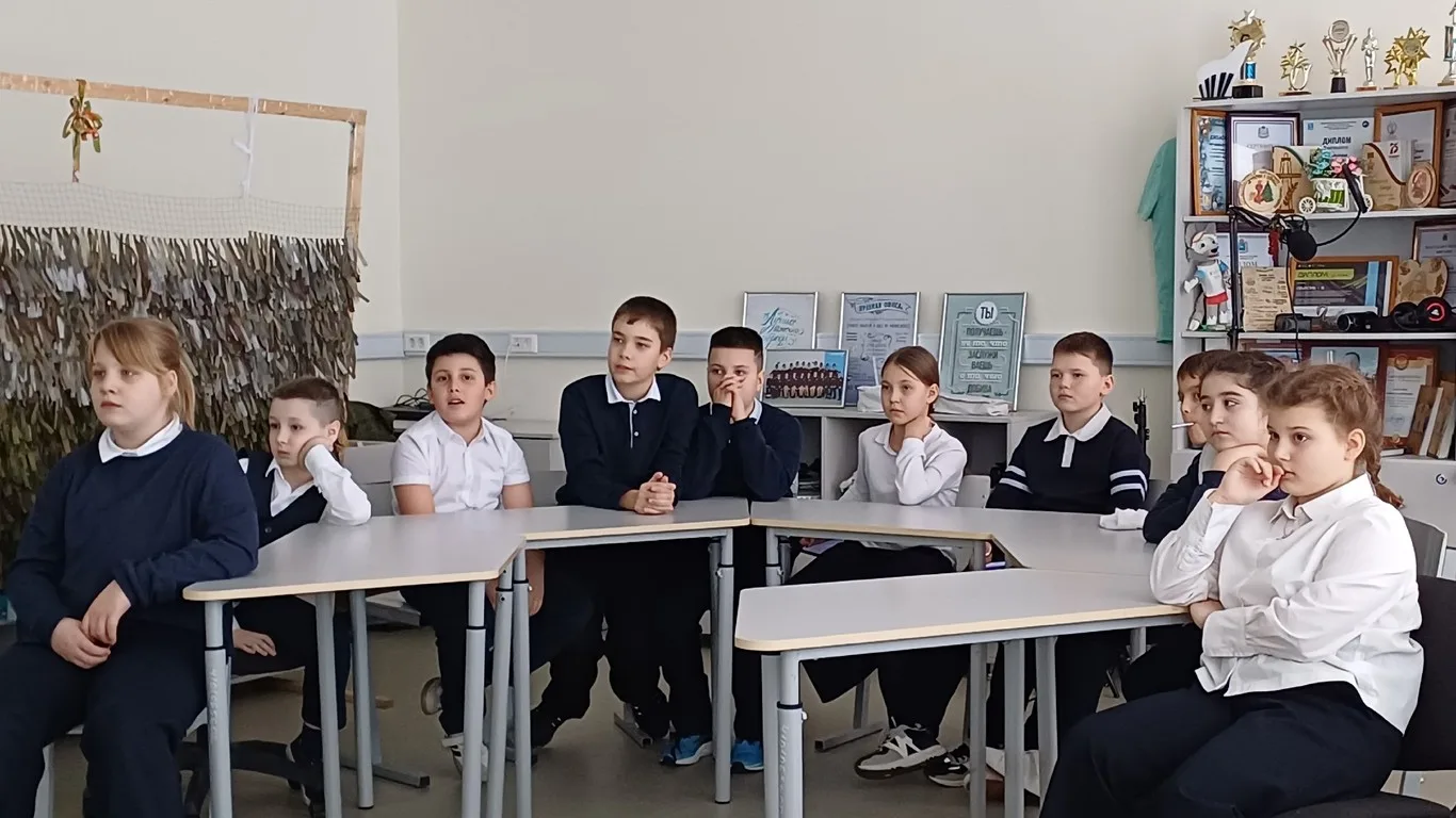 Прошел урок, посвященный блокаде Ленинграда.