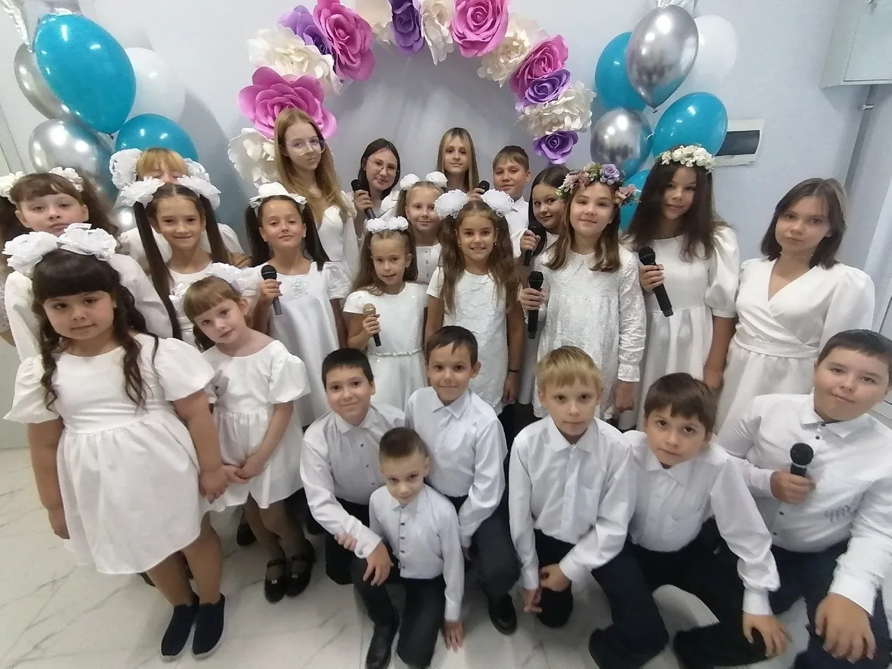 ​ДЕНЬ ВОСПИТАТЕЛЯ И ДОШКОЛЬНОГО РАБОТНИКА