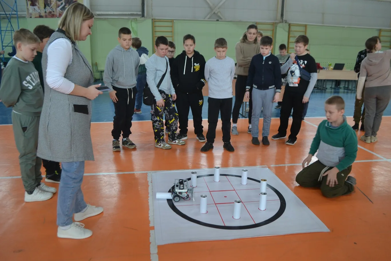 ОБЛАСТНОЙ ФЕСТИВАЛЬ ПО СОРЕВНОВАТЕЛЬНОЙ РОБОТОТЕХНИКЕ "РОБОРАДУГА"