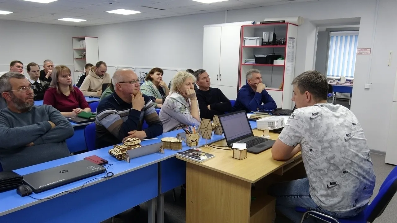 Педагоги Технопарка ЦДТ "Радуга" приняли участие в окружном семинаре