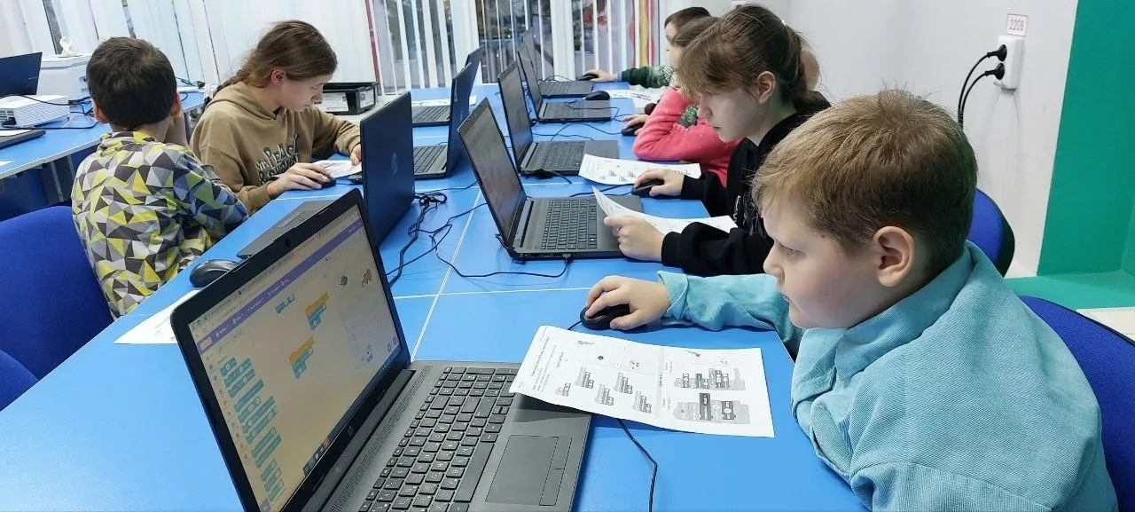 КОШКИ - МЫШКИ: БИТВА УМОВ