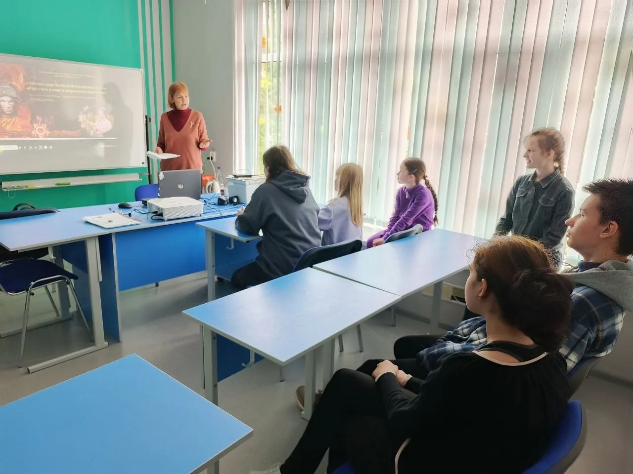 "Ретро стиль в моде, современное прочтение".