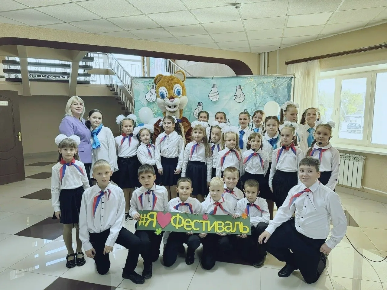 Каникулярные будни в вокальном объединении "Цветные сны"