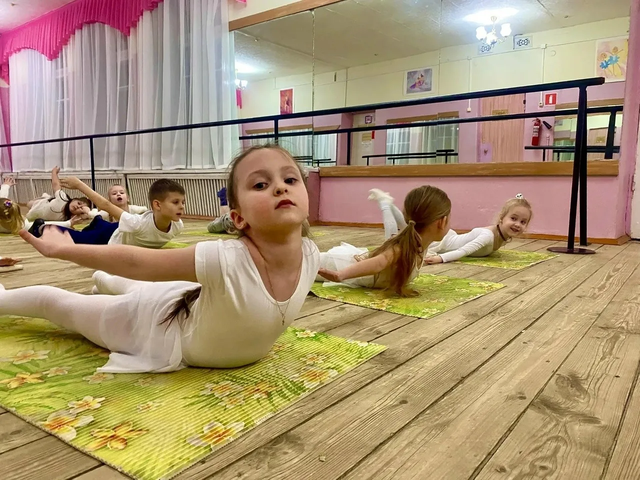 В ритме радости и счастья: "Веснушки" и "Капельки" покоряют танцевальный мир!