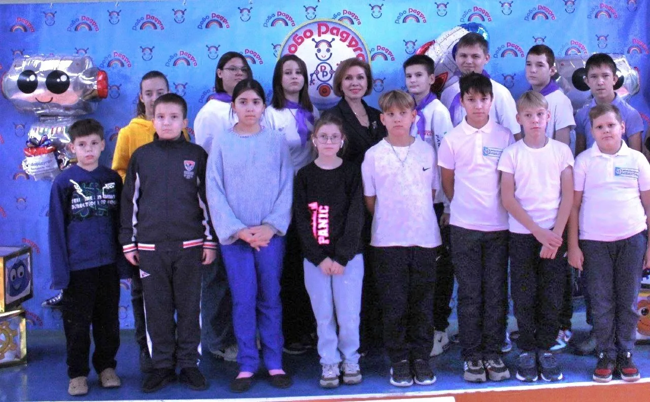 ПРОДОЛЖАЕТСЯ ОБЛАСТНОЙ ФЕСТИВАЛЬ" РОБОРАДУГА-2024"